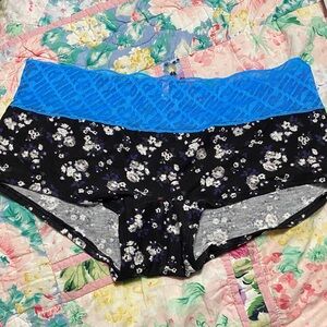 Floral Women's Shorts with Blue Lace Waistband
